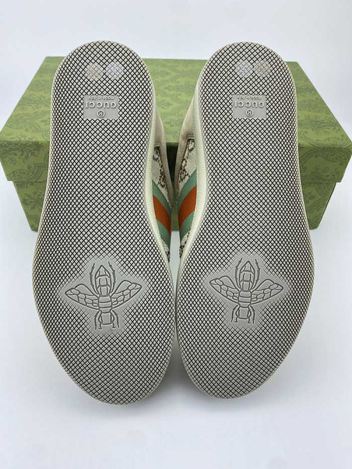 G*u*i* trainer sneaker 119