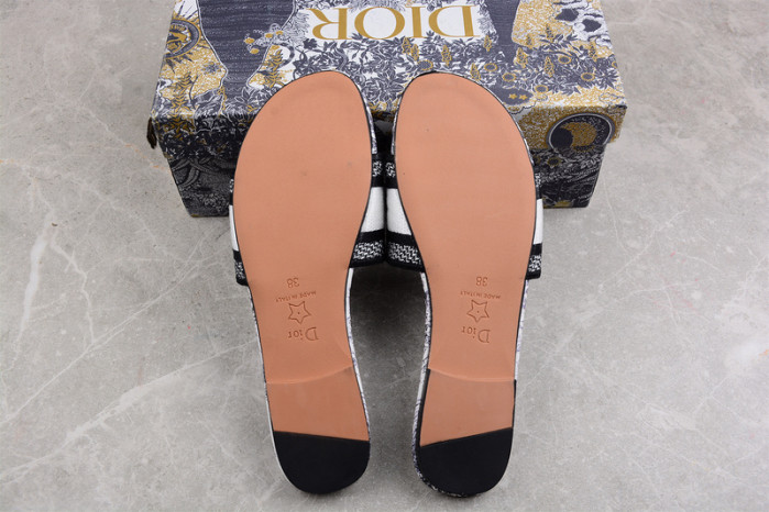 d*or sandal0011