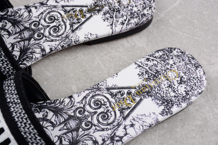 d*or sandal0011