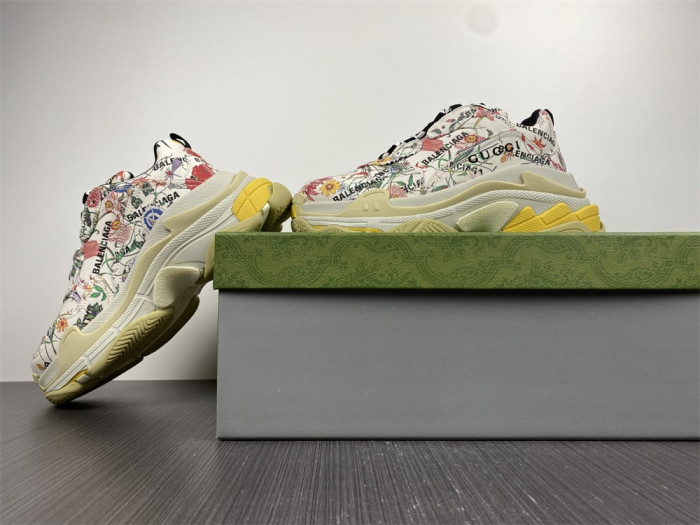 triples trainer sneakers 2000044