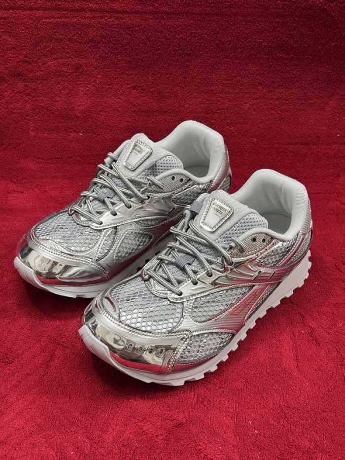 BOTTEGA VENETA SNEKAERS