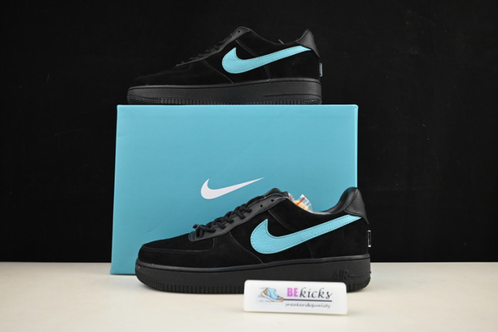 nike air force 1 low sp T*f*ny and co. dz1382-001