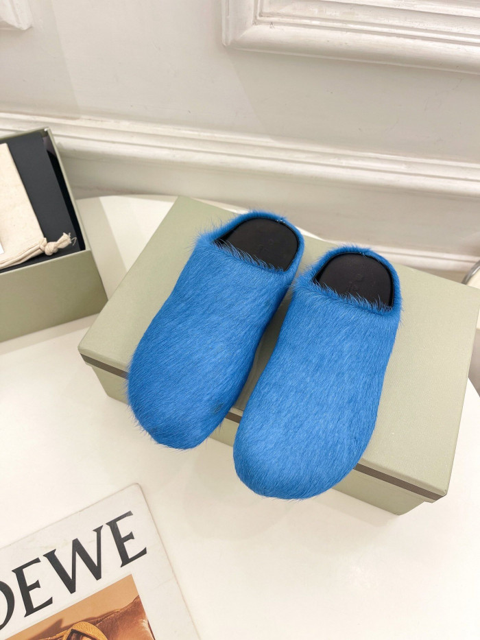 blue long hair calfskin fussbett sabot iris mar03