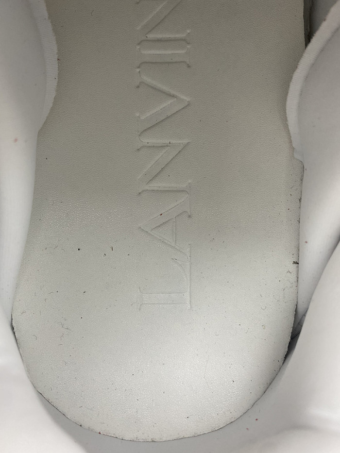 lavin sneaker50