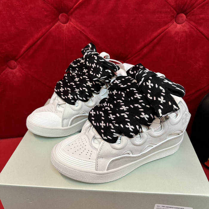 lavin sneaker30