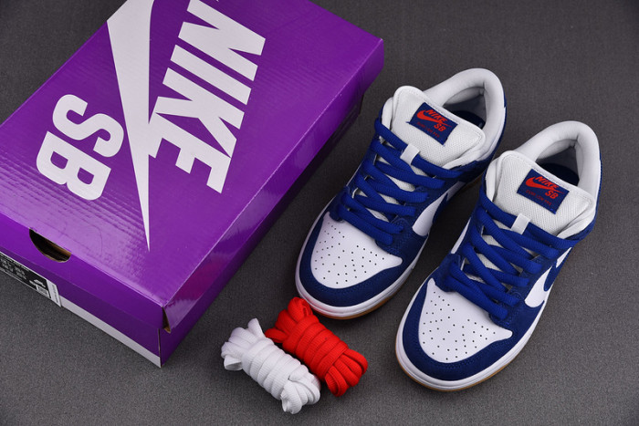 Nike SB Dunk Low Los Angeles Dodgers DO9395-400