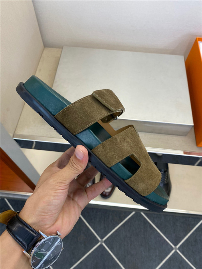 herme* sandal h67