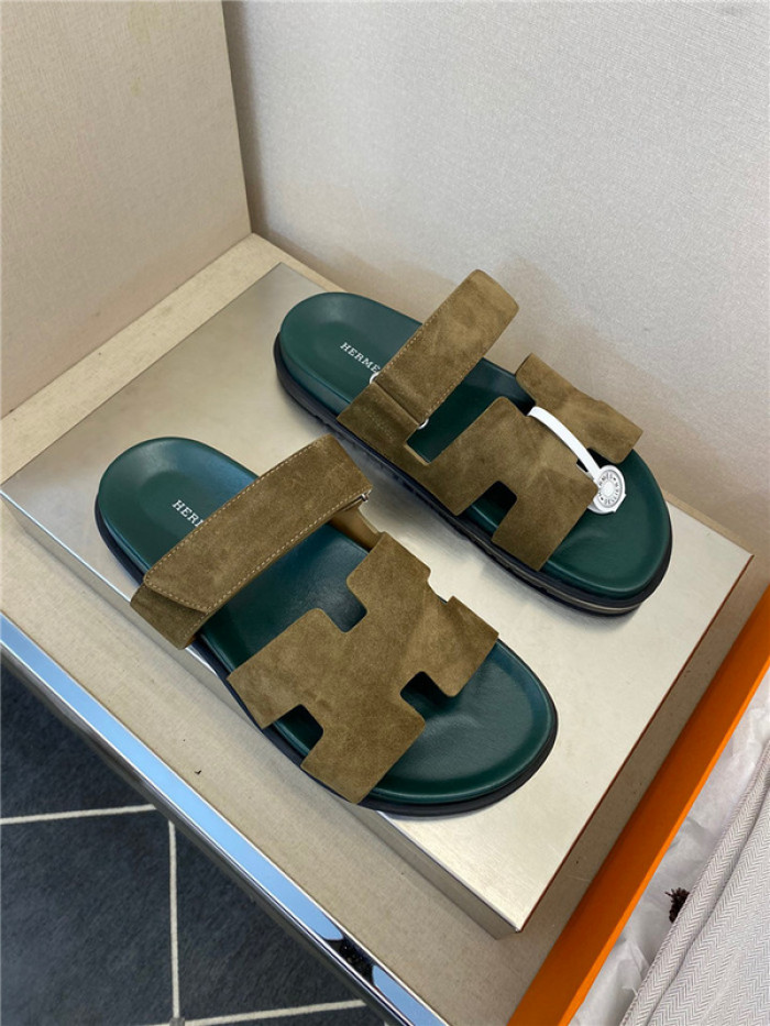 herme* sandal h67