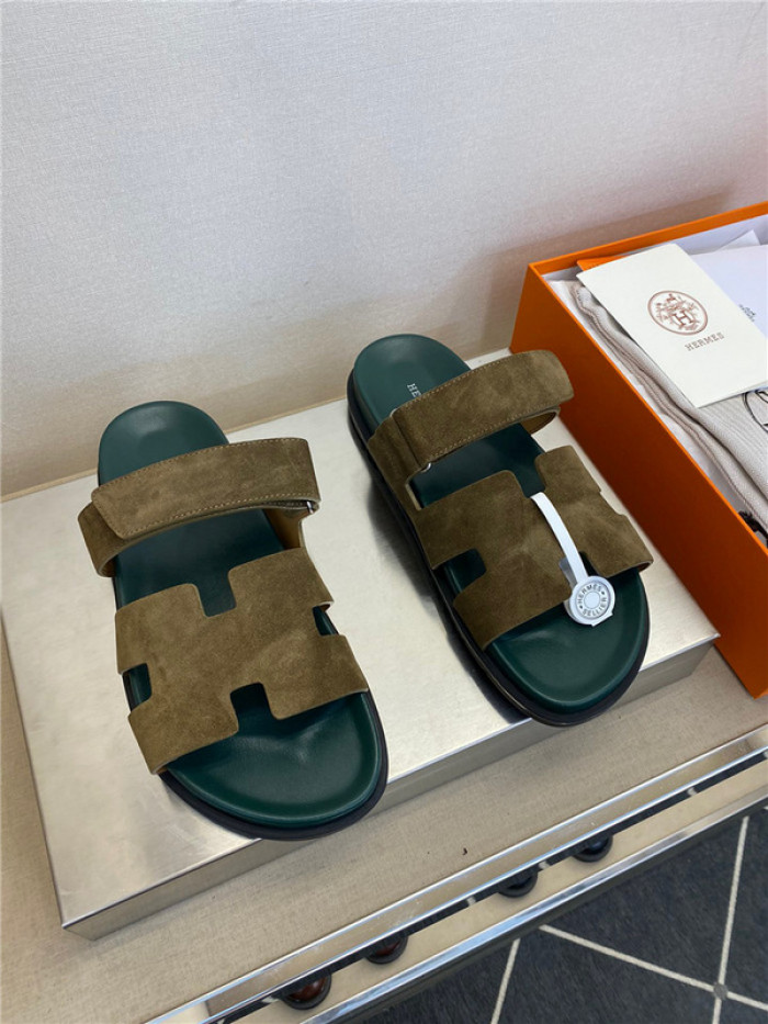 herme* sandal h67