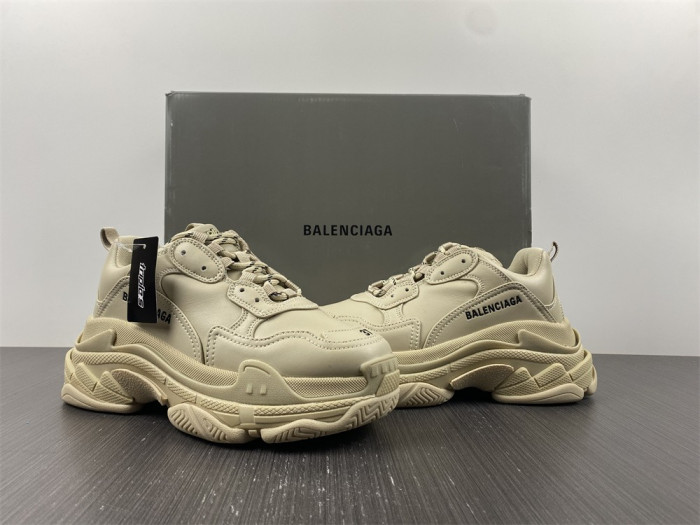 triples trainer sneakers 2000045
