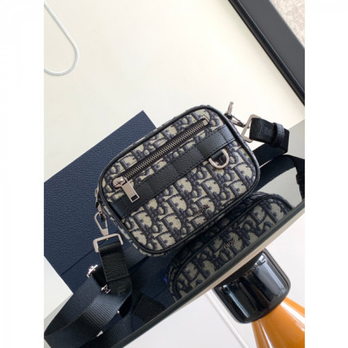 D*or MINI SAFARI BAG d03 17 X 12.5 X 4CM