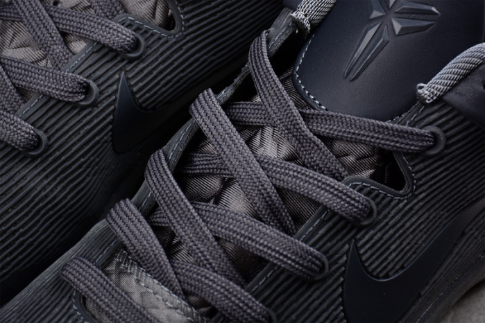 nike kobe 7 black mamba collection fade to black 869460-442