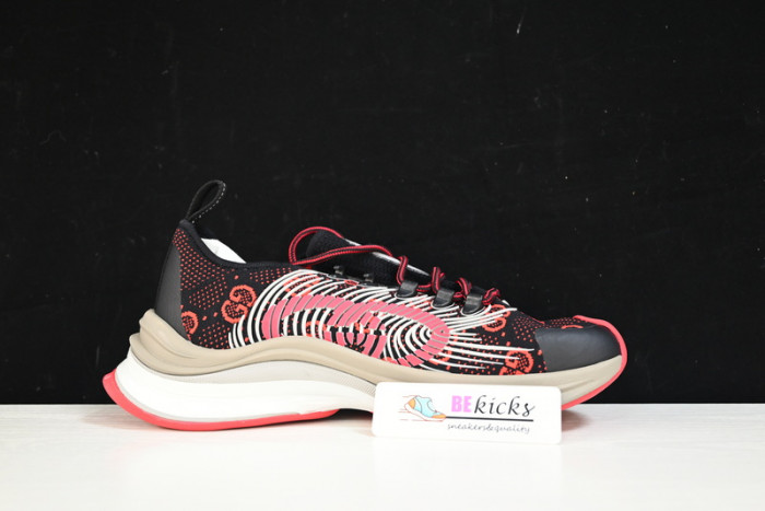 G*u*i* trainer sneaker usn10-8490