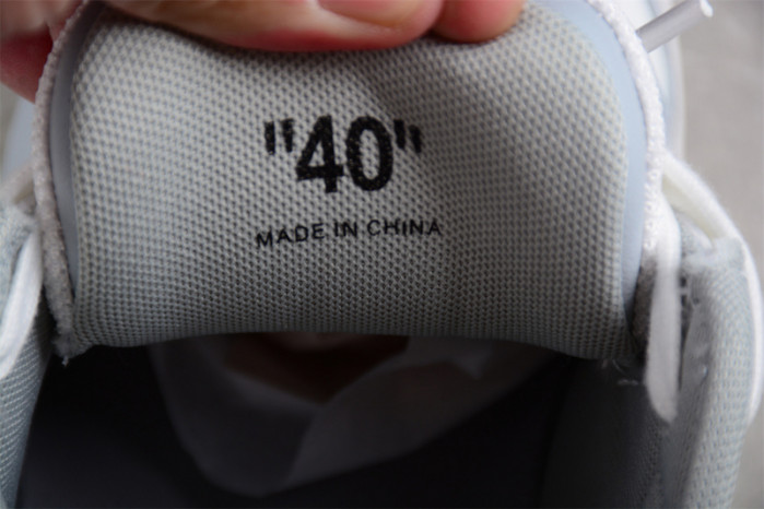 OFW Out Of Office "OOO" Low Tops Grey White OMIA189S22LEA0010109