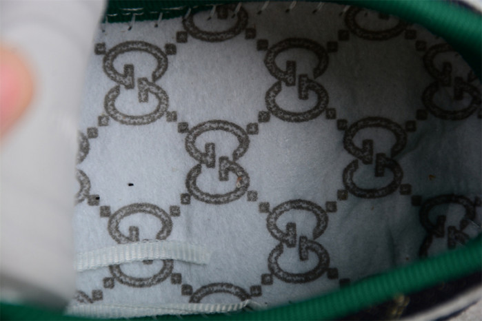 G*u*i* trainer sneaker 108