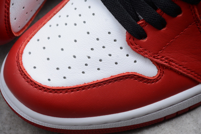 air jordan 1 retro high og chicago red 555088-101