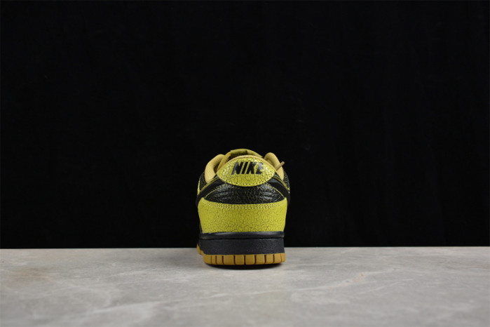 Nike Dunk Low QS Halloween Skull HV6103-300