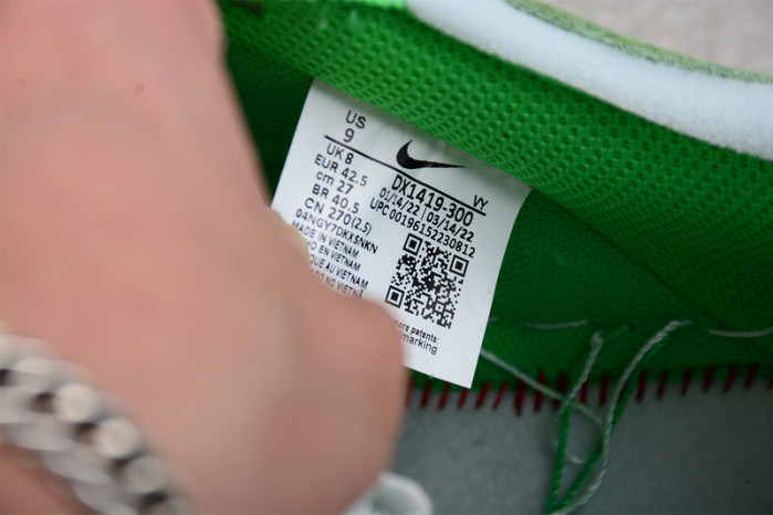 nike air force 1 low light green spark dx1419-300