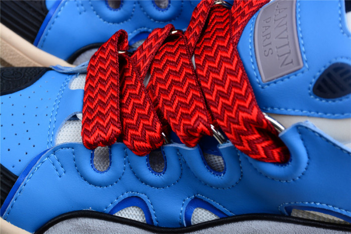 lavin sneaker2
