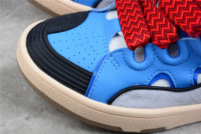lavin sneaker2