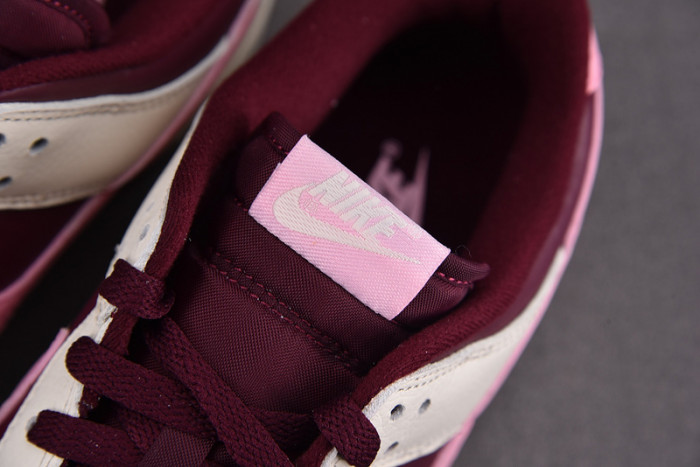 Nike Dunk Low Retro PRM Valentine