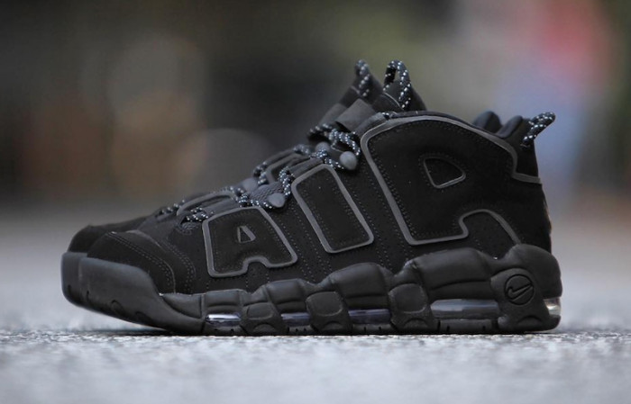 nike air more uptempo black white 414962-002