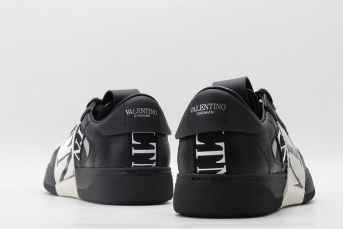 v*lentino garavani white vl7n sneakers m237118