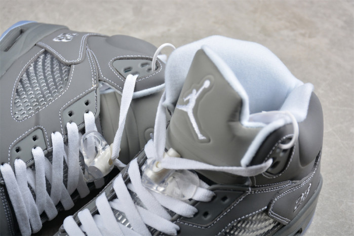 Air Jordan 5 Retro Wolf Grey 136027-005
