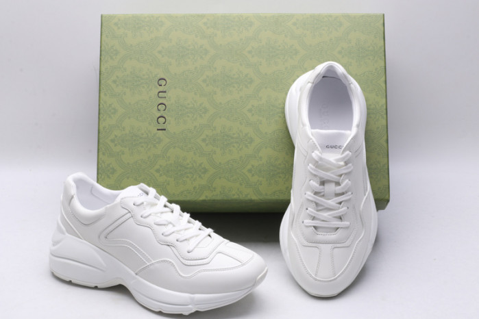 G*u*i* trainer sneaker 86