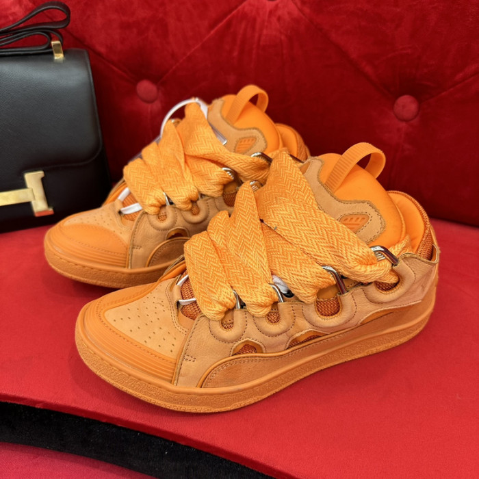 lavin sneaker102