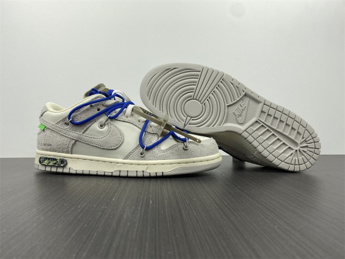 ofw x dunk low “32 of 50” dj0950-104