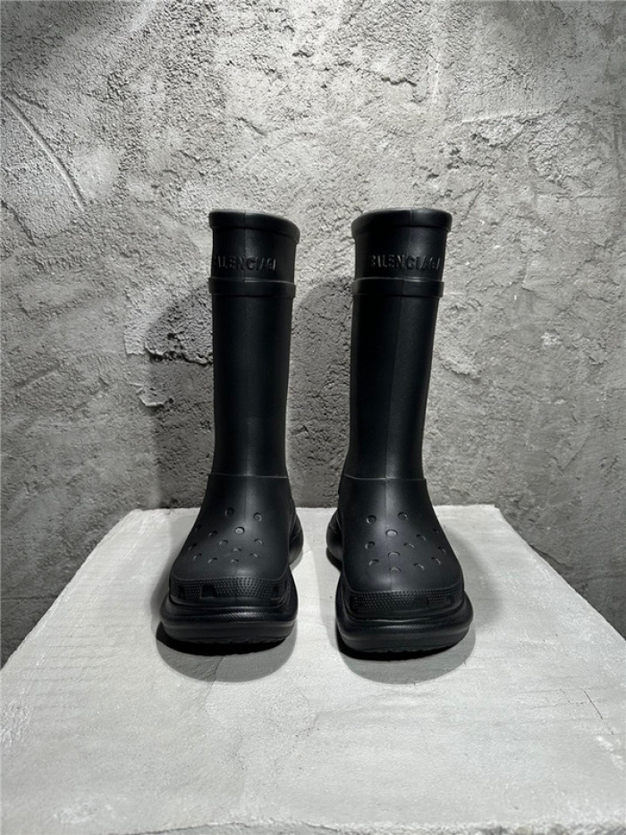 BALENCIAG* BOOT 202