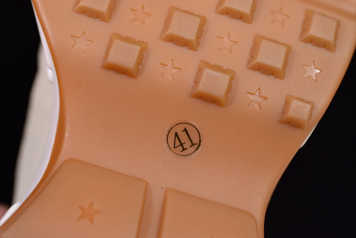 G*u*i disney x rhyton vintage trainer sneaker 498916 a9l00 9522