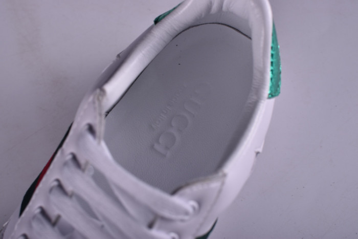 G*u*i ace embroidered low-top sneaker with colorful stars 431942-a38g1