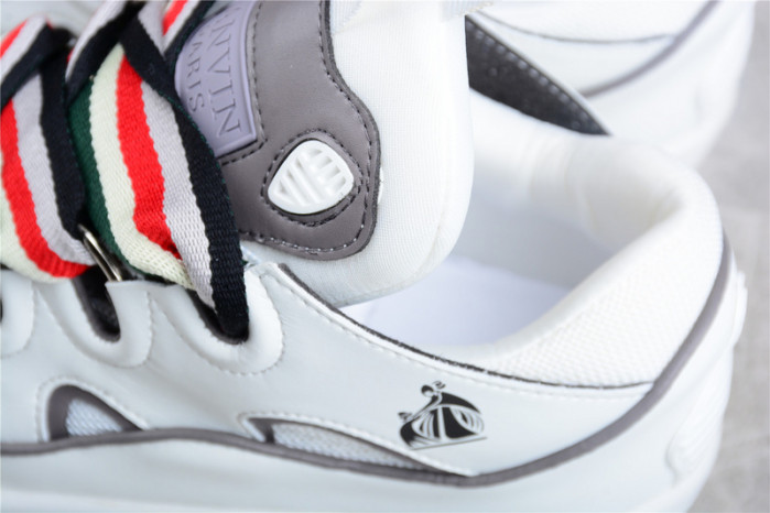 lavin sneaker3