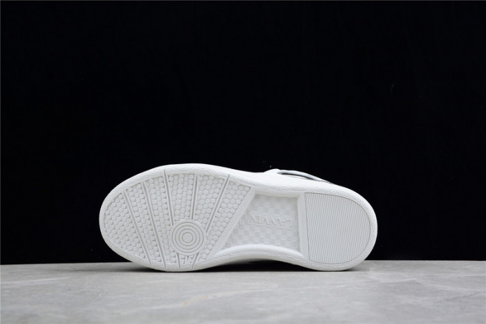 lavin sneaker3