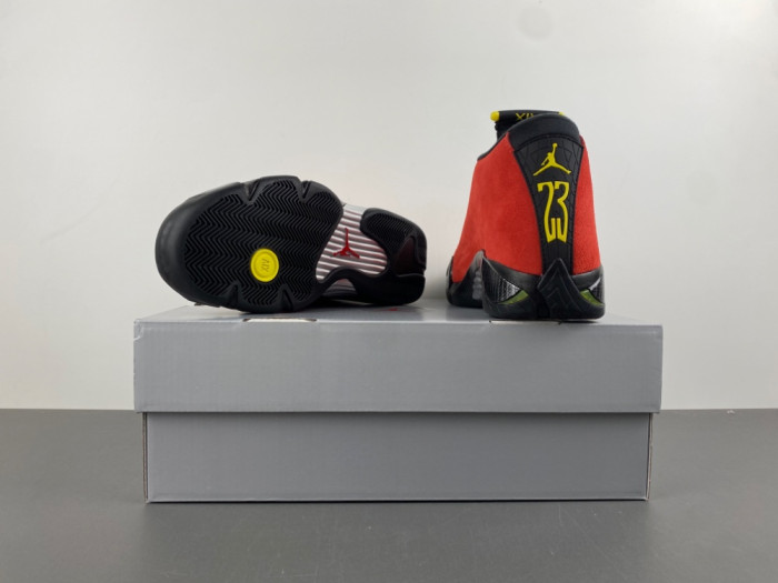 Air Jordan 14 Retro Ferrari (2025) IF5015-600