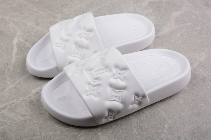 l&v slipper white 17