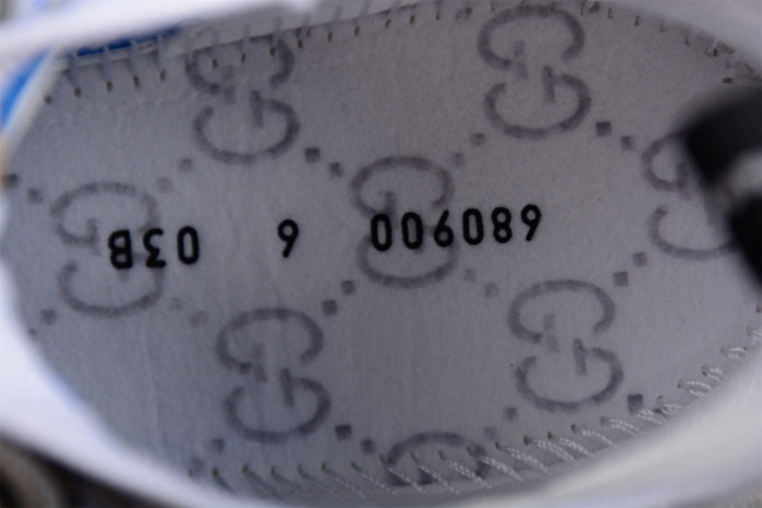 G*u*i* trainer sneaker usn10-8485