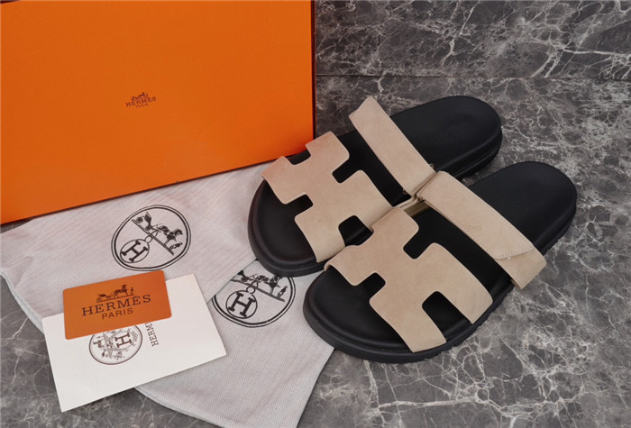 herme* sandal h77