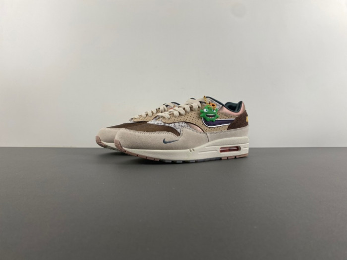Nike Air Max 1 ''87 Premium University of Oregon PE HQ2640-200