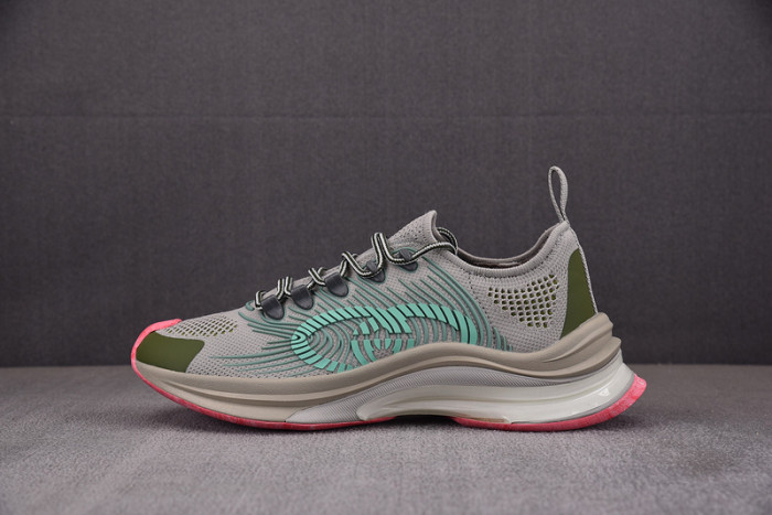 G*u*i* trainer sneaker usm108973