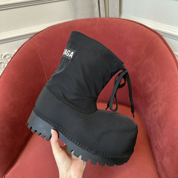 BALENCIAG* BOOT 217