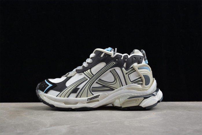 Balenciaga runner W3RNY0623