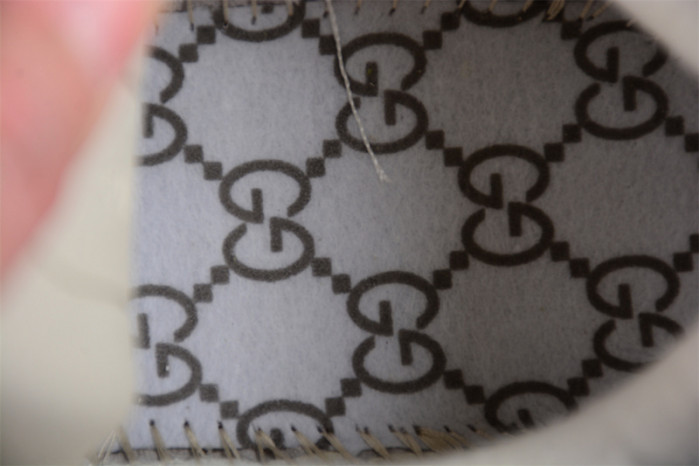 G*u*i* trainer sneaker 105