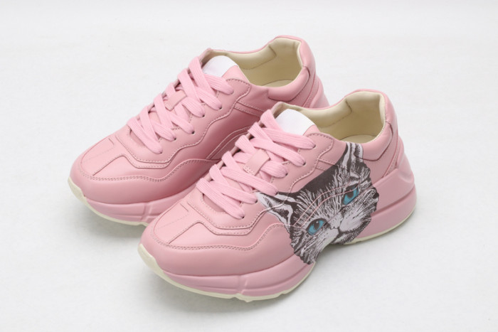 G*u*i* trainer sneaker18