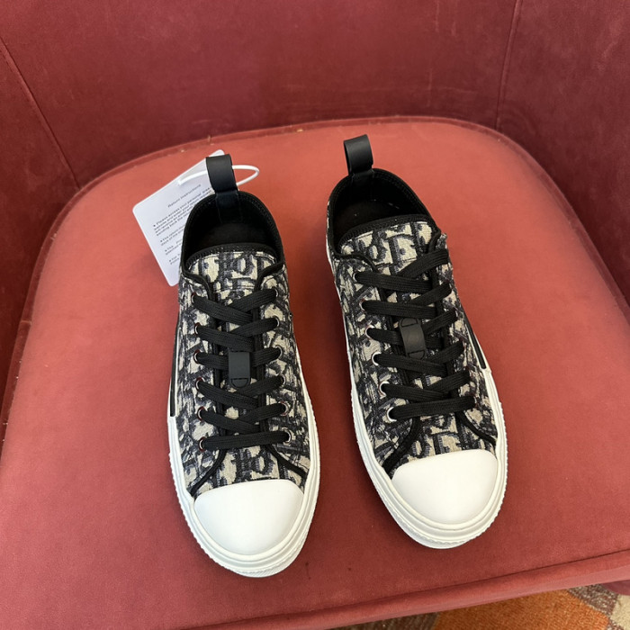 DIO* SNEAKERS B30 T0000-222