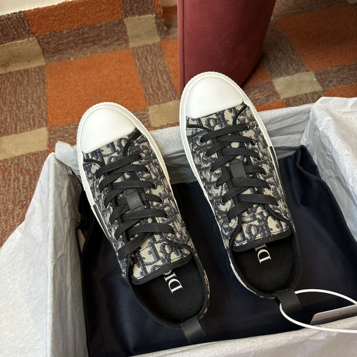 DIO* SNEAKERS B30 T0000-222