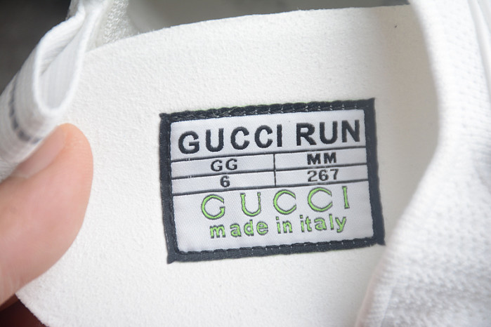 G*u*i* trainer sneaker usm108475