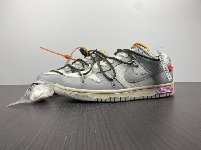 ofw x dunk low “22 of 50” dm1602-124